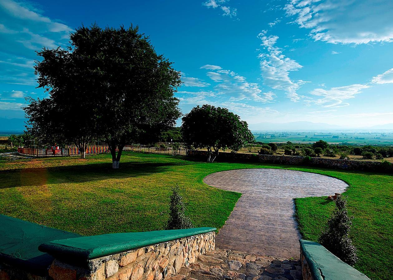 Orfeas Land Hotel Kormista Bagian luar foto
